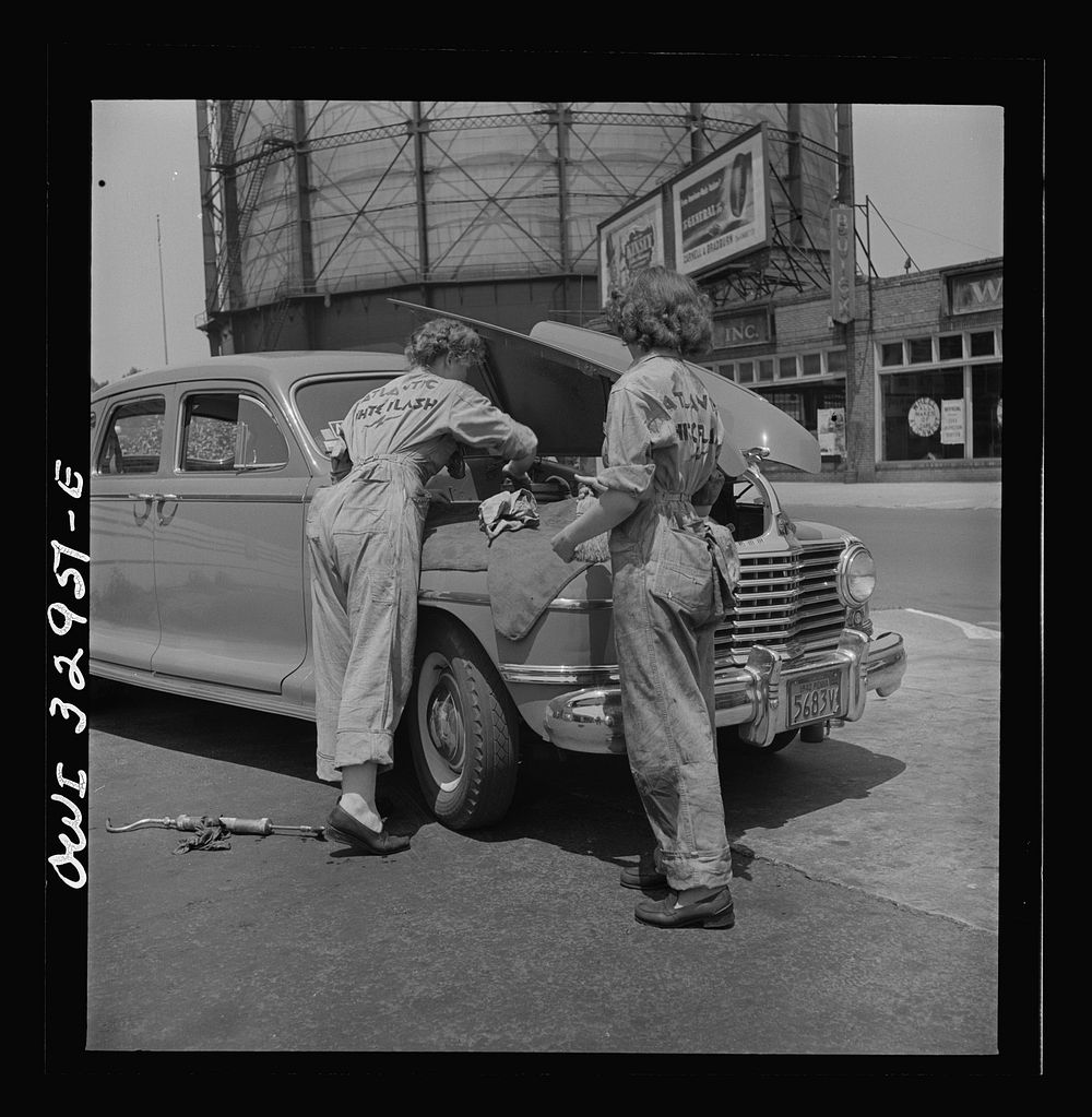 Philadelphia, Pennsylvania. Women garage attendants at the Atlantic Refining Company. Sourced from the Library of Congress.