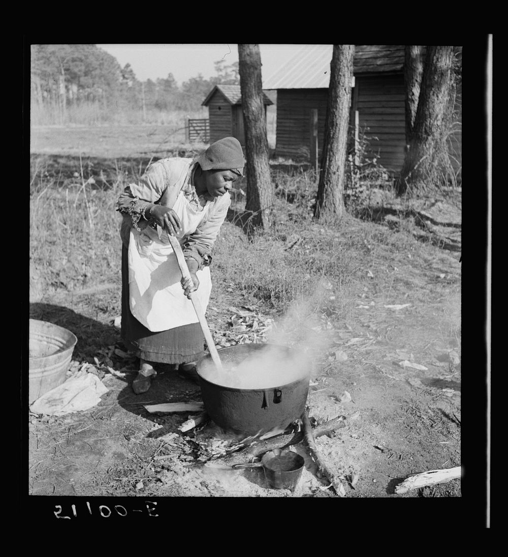 [Untitled photo, possibly related to: Rendering lard. Maxton, North Carolina]. Sourced from the Library of Congress.
