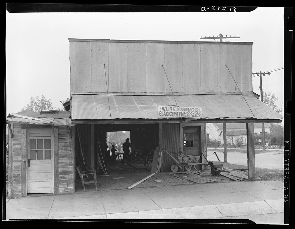 Blacksmith shop. Greene County, Georgia. Sourced from the Library of Congress.