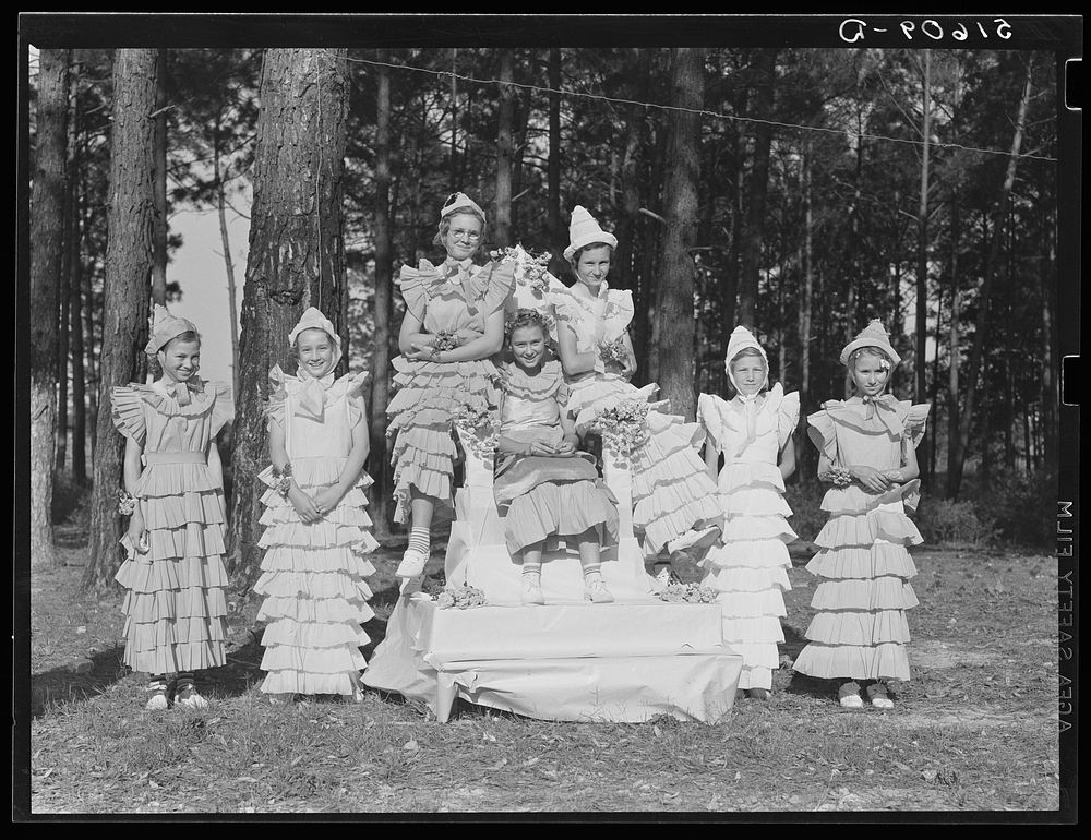 May Day-Health Day queen and her attendants. Irwinville Farms, Georgia. Sourced from the Library of Congress.