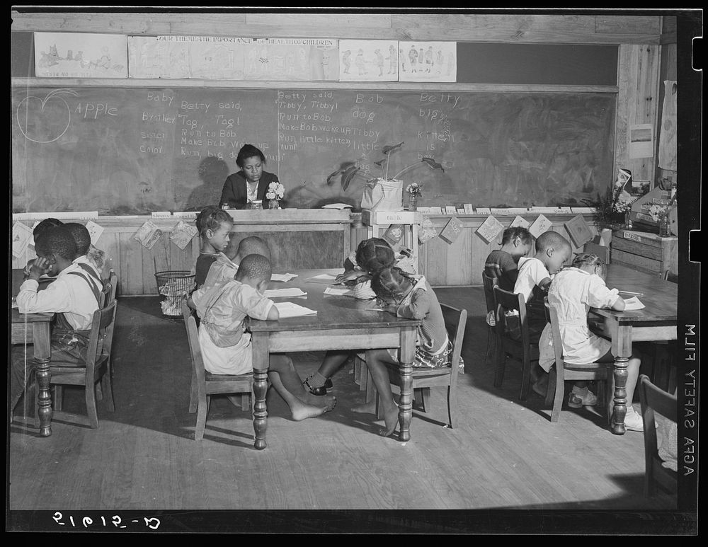 First grade in Flint River Farms school, Georgia. Sourced from the Library of Congress.