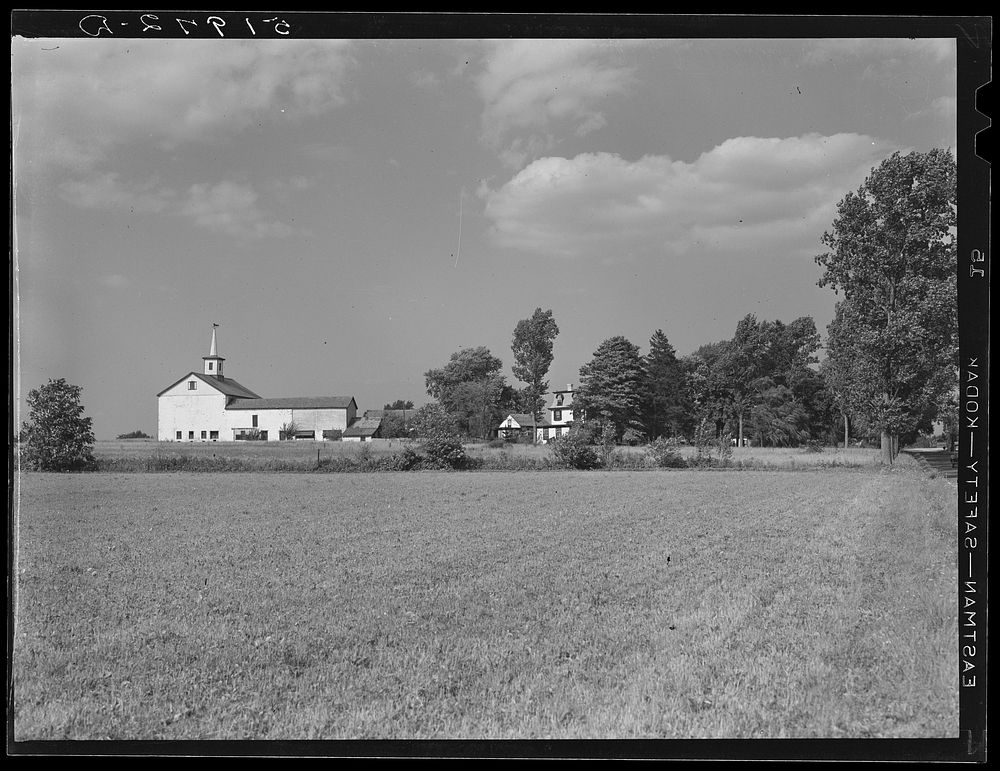 Farm in Bucks County, Pennsylvania. Sourced from the Library of Congress.