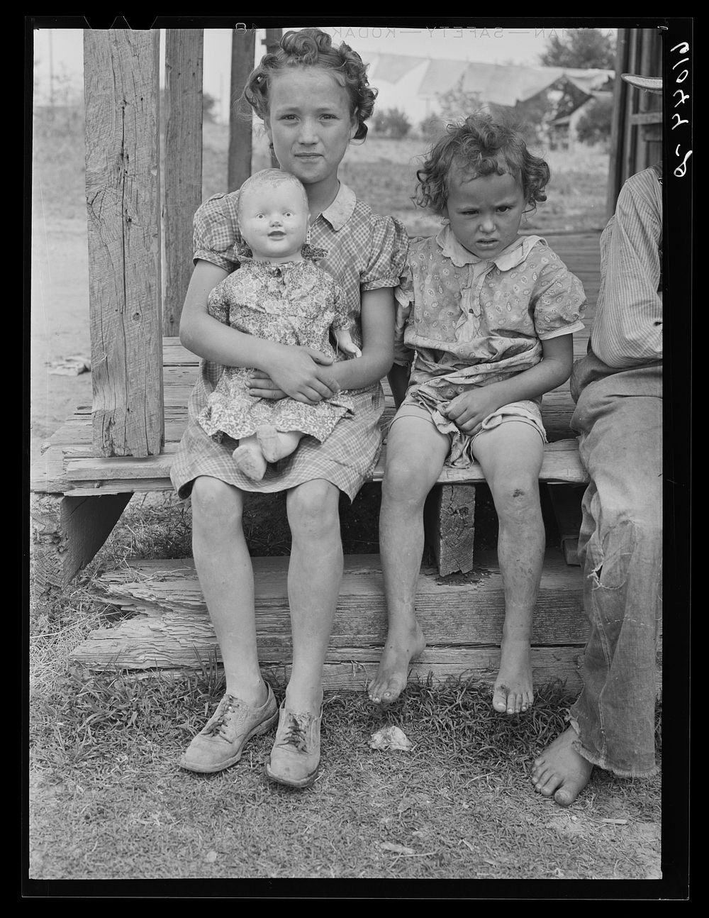 Sharecroppers' children. New Madrid County, Missouri by Russell Lee