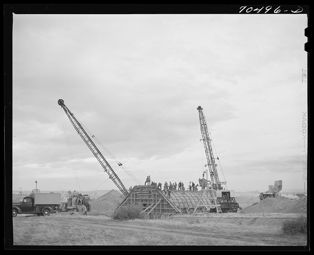 One of the igloos at the Umatilla ordnance depot under construction. Hermiston, Oregon by Russell Lee