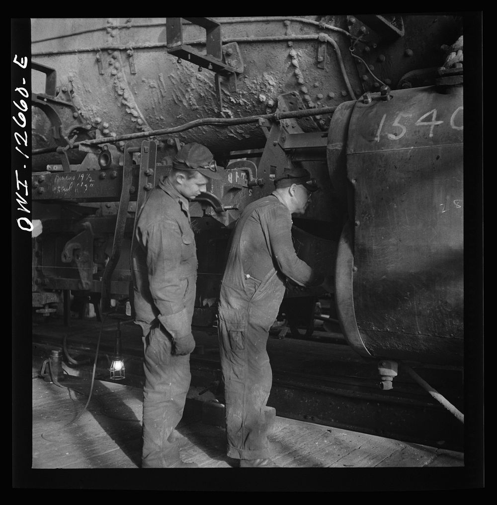 [Untitled photo, possibly related to: Chicago, Illinois. In the Chicago and Northwestern Railroad locomotive repair shops].…