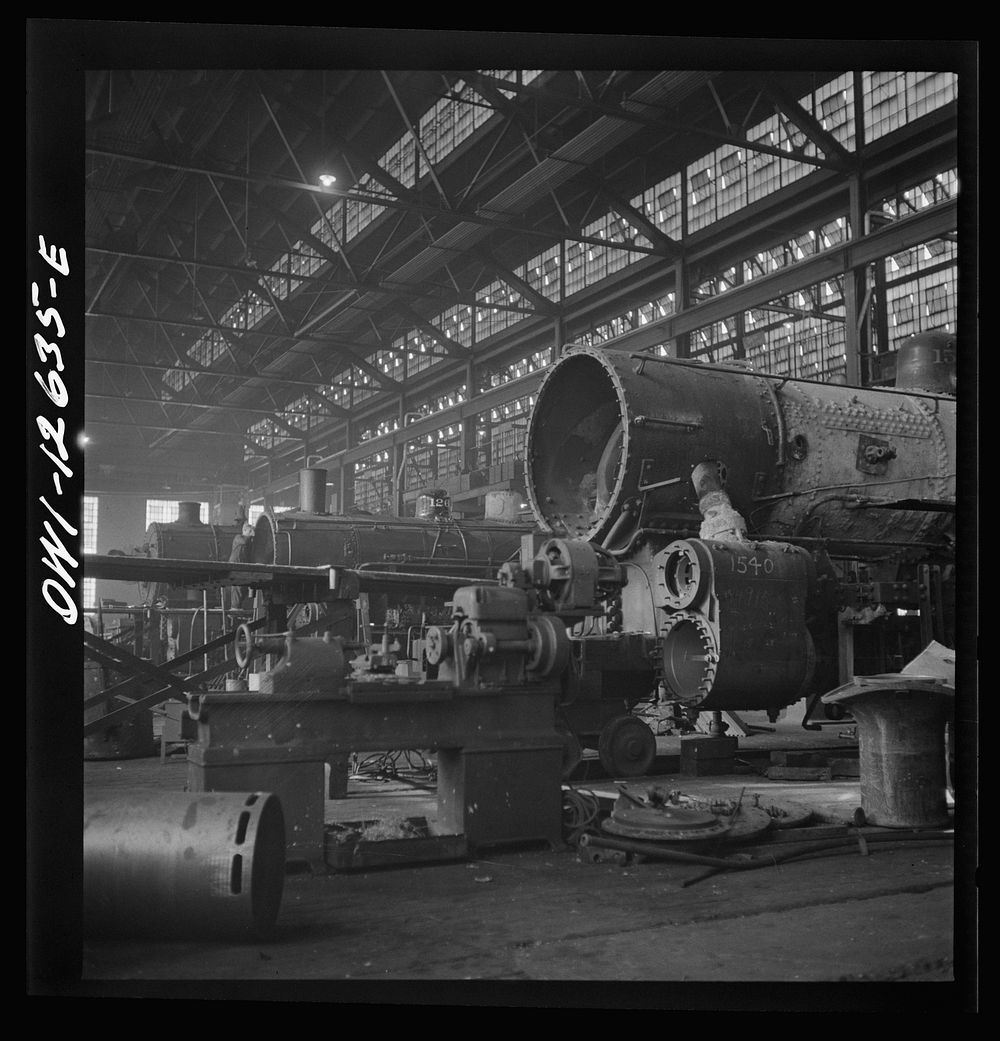 Chicago, Illinois. In the Chicago and Northwestern locomotive repair shop. Sourced from the Library of Congress.