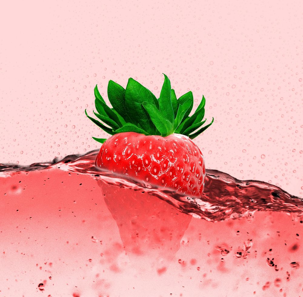 Free strawberry juice closeup image, public domain beverage CC0 photo.