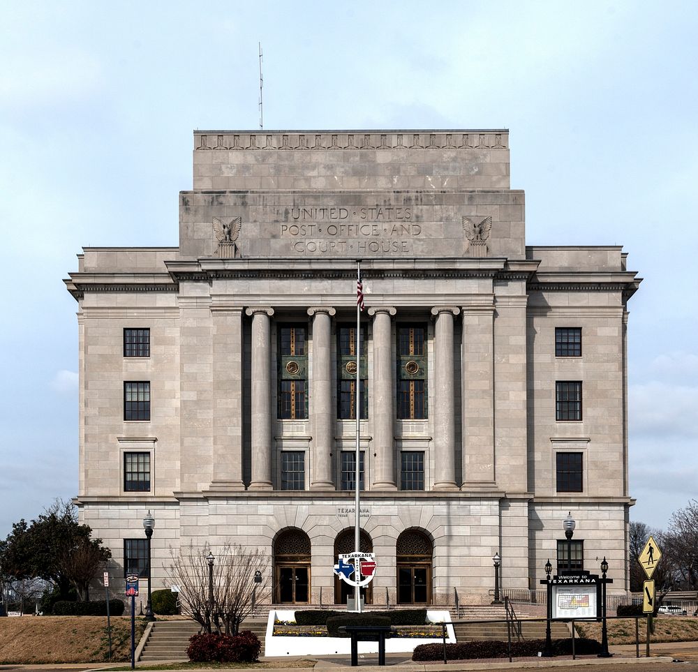 The federal courthouse and post office in Texarkana (2014) by Carol M. Highsmith. Original image from Library of Congress.…