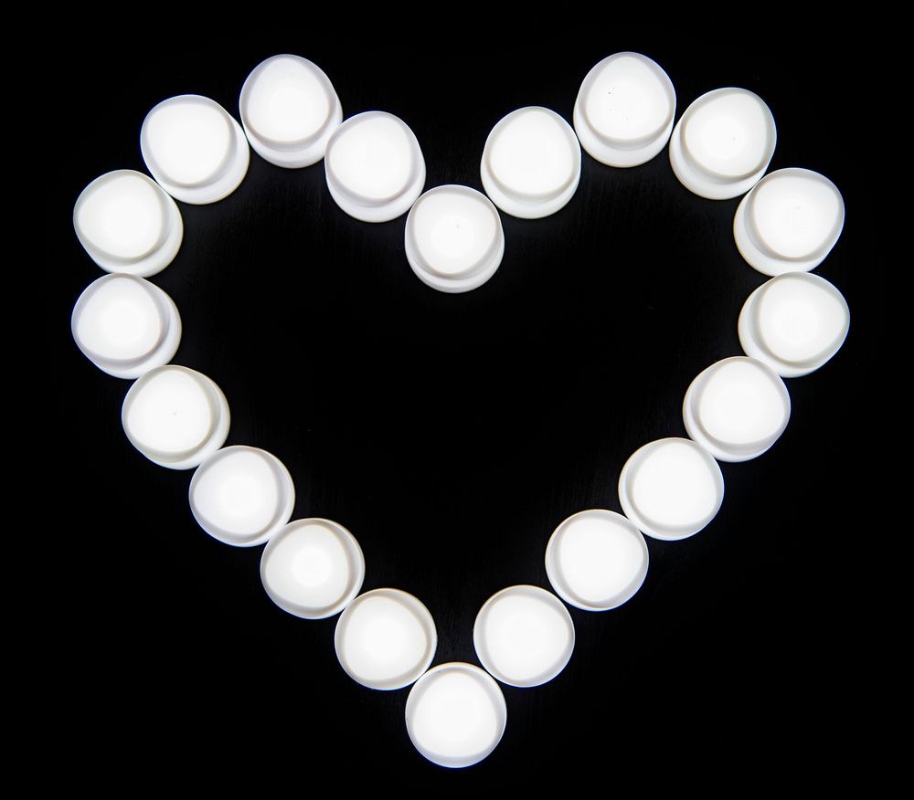 White lights heart shaped icon