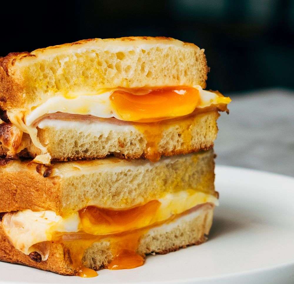 Close up of an egg sandwich