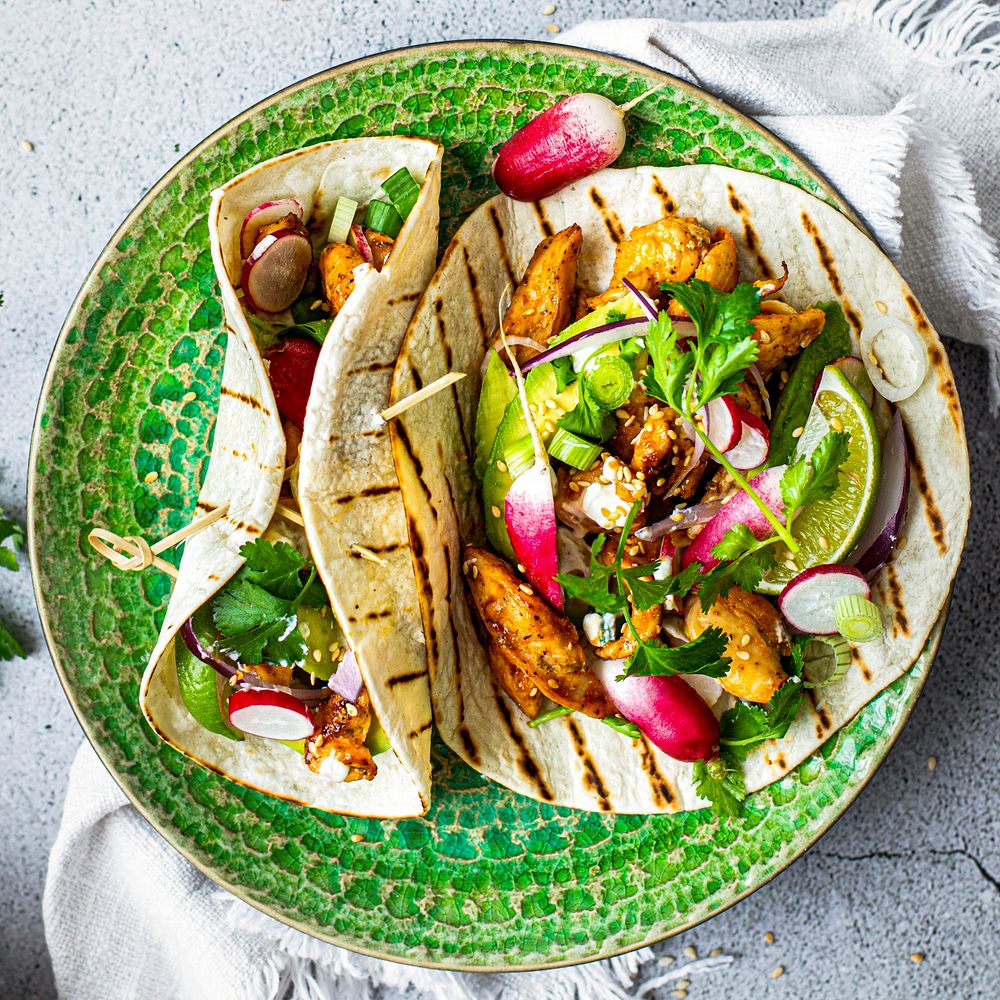Fresh homemade chicken tacos recipe idea