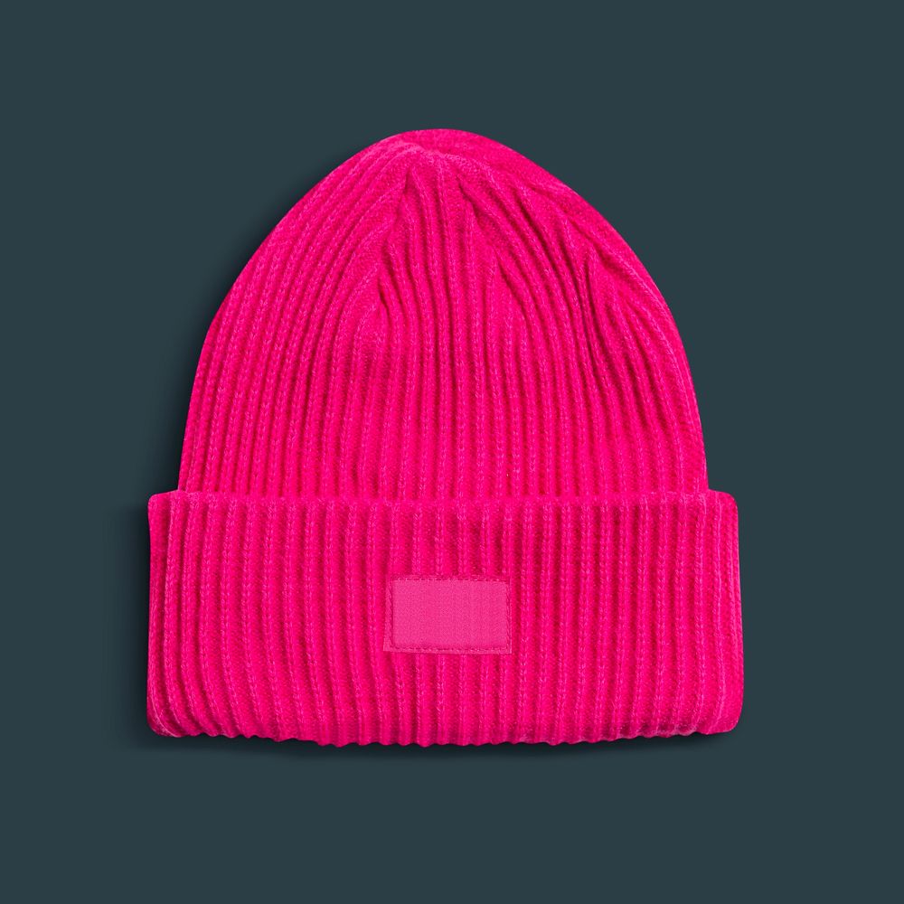 Pink beanie mockup psd with label