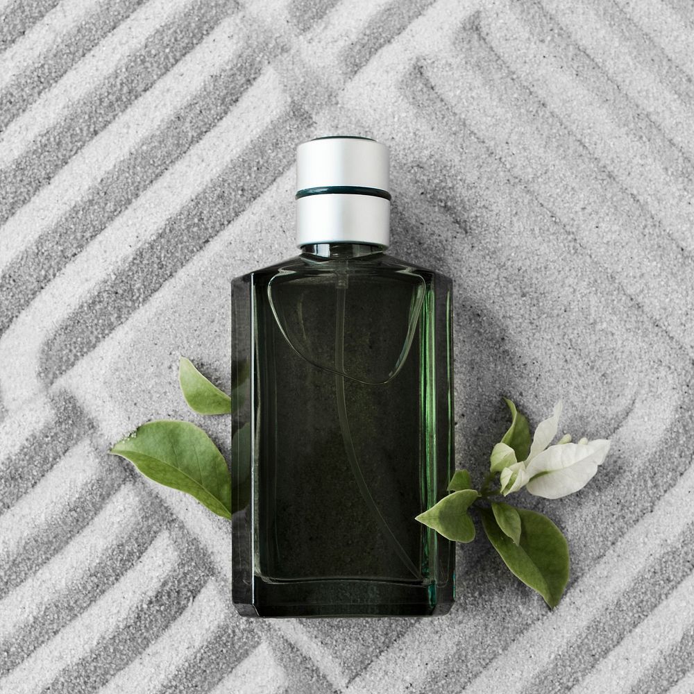 Luxury perfume bottle mockup psd fragrance product packaging