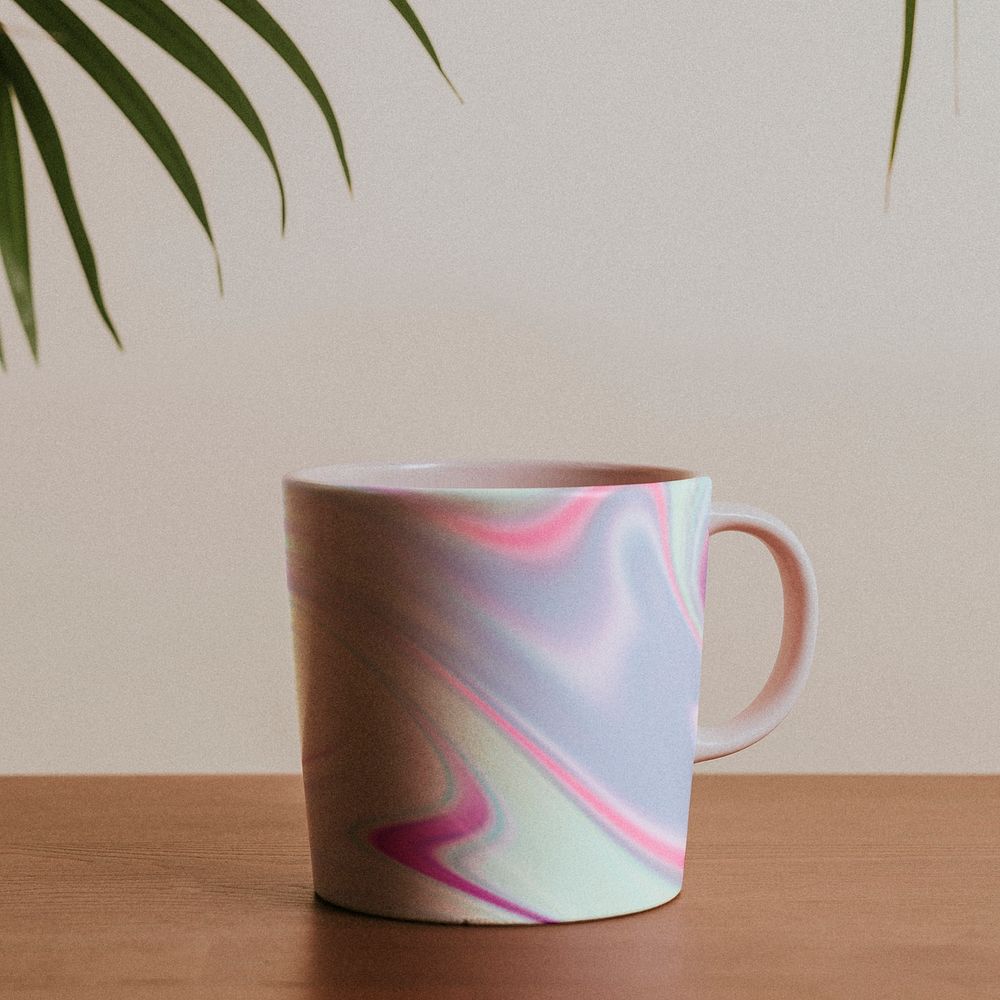 Mug mockup psd with pastel fluid art pattern