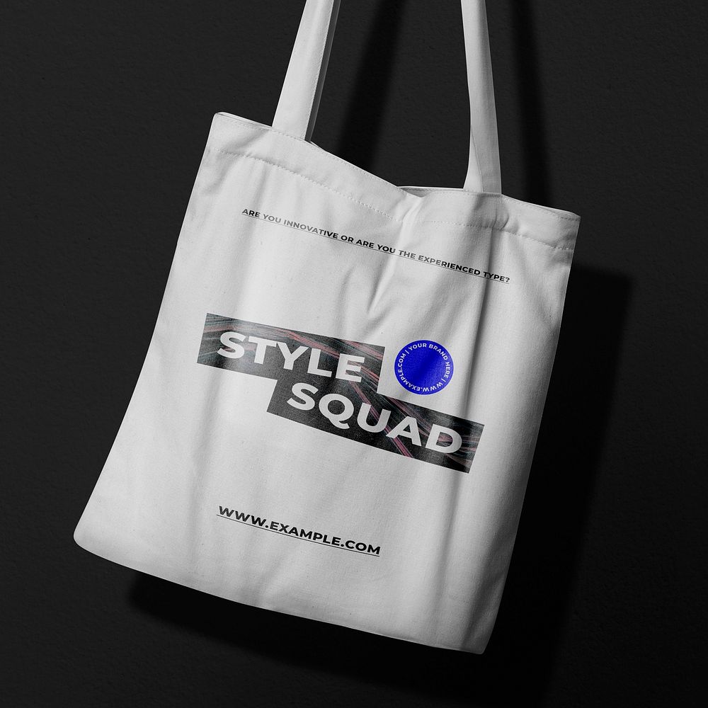 Cool tote bag mockup psd in canvas