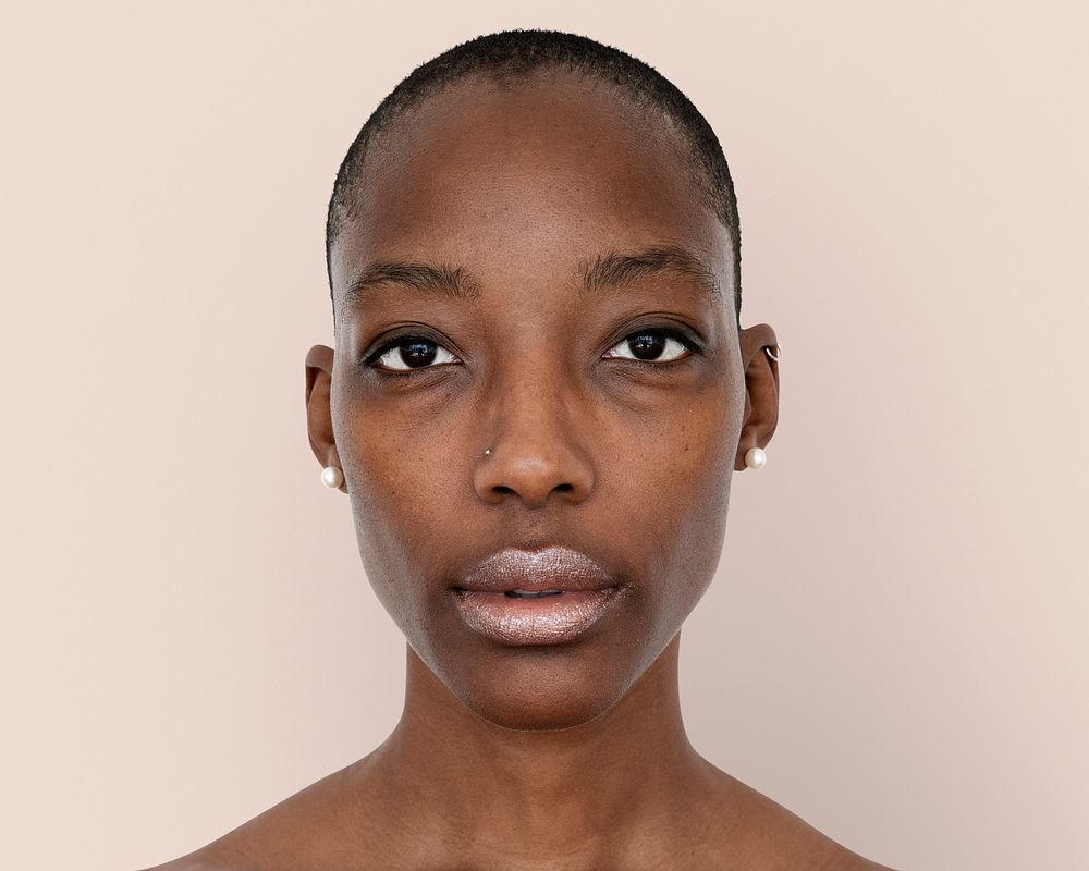 African woman face photography, skinhead hairstyle psd