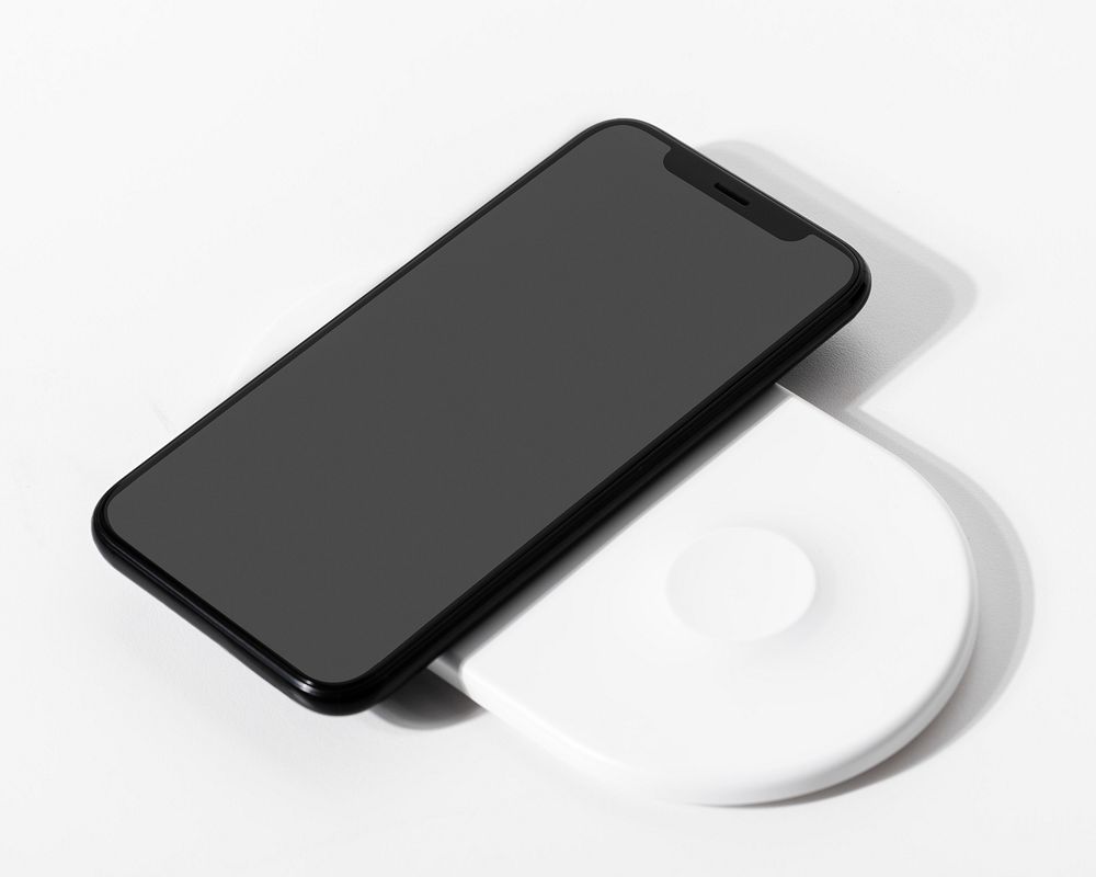 Smartphone on innovative wireless charger