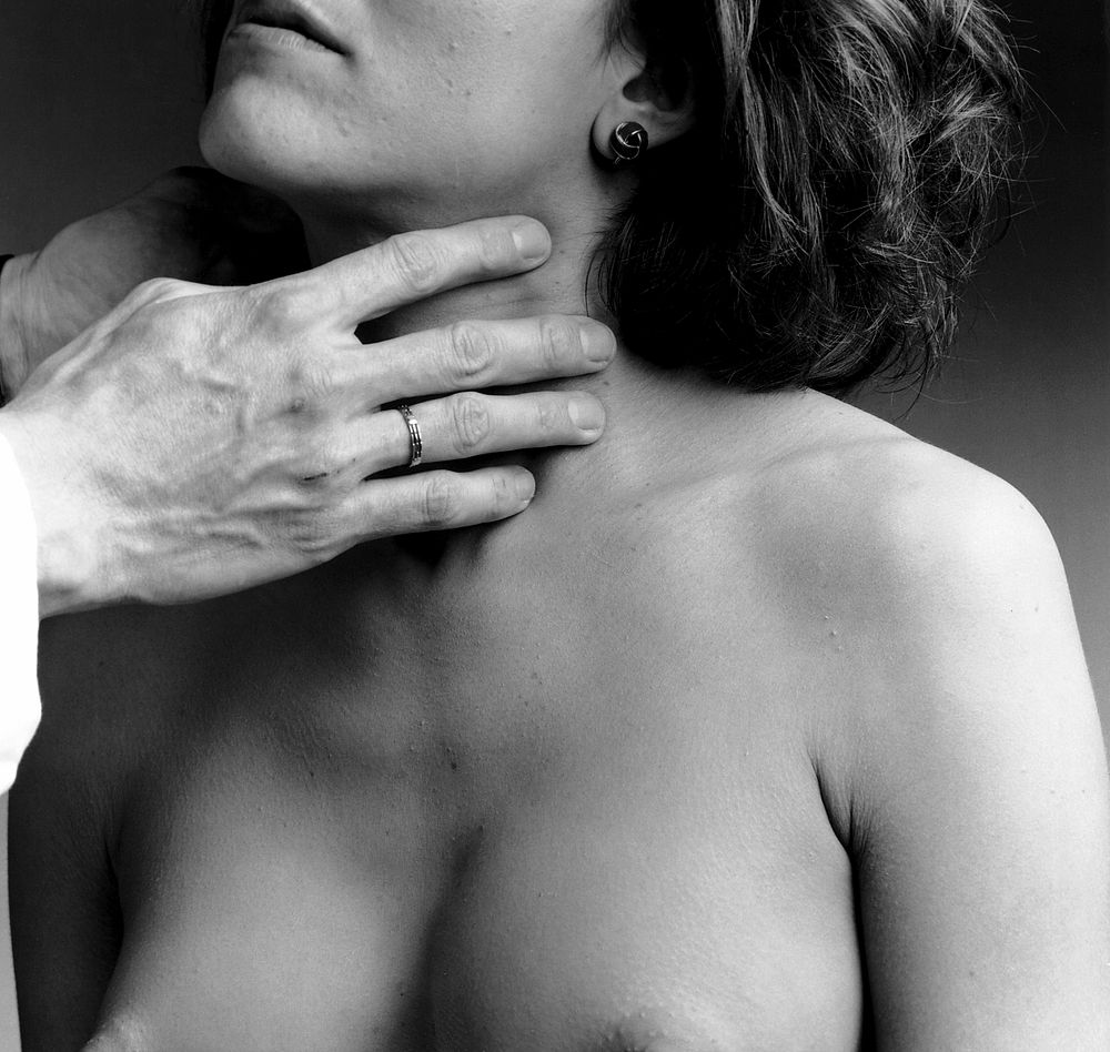 Breast Exam (1985). Original from The National Cancer Institute. Digitally enhanced by rawpixel.
