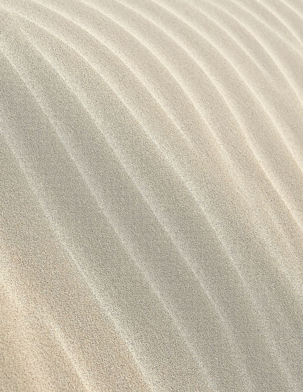 White sand texture background, wavy line design