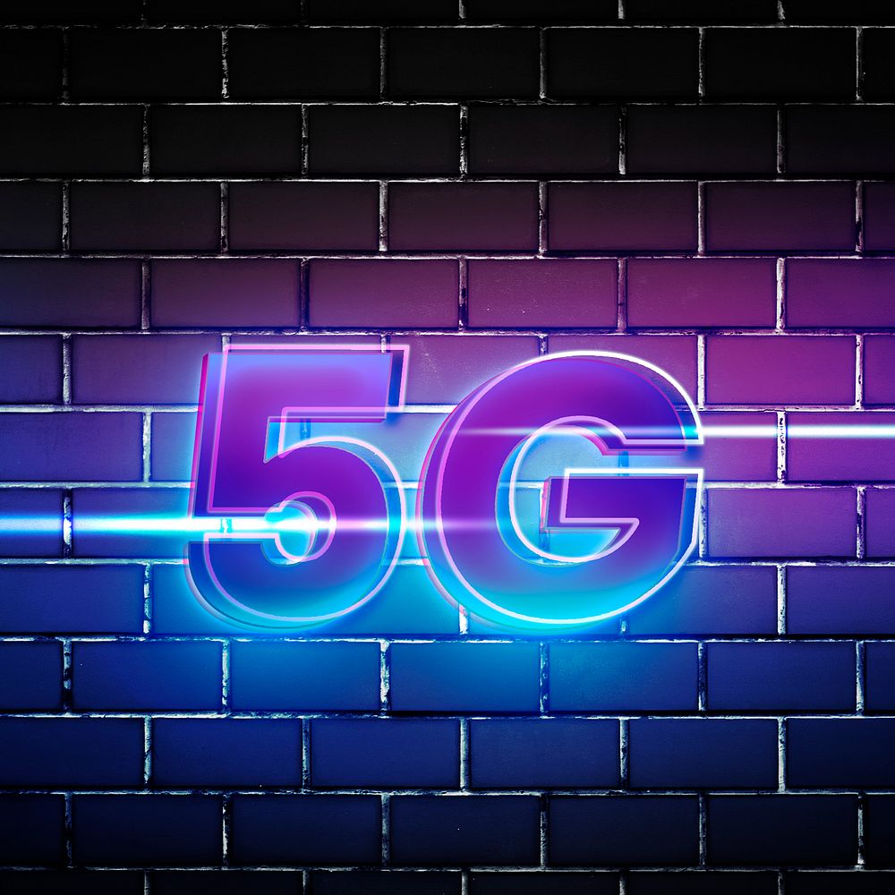 5G typography in 3d glow font